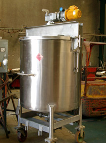 2000 litre stainless steel mixing vessel 2000 litre stainless steel mixing vessel